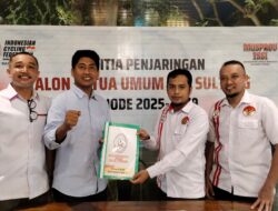 Anwar Ismail Resmi Ambil Formulir Calon Ketua ISSI Sulteng