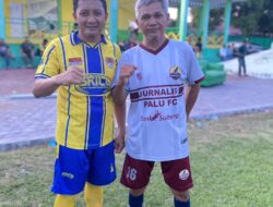 Gol Spektakuler Bupati Tojo Una-Una Warnai Pertandingan Persahabatan dengan Jurnalis Palu FC